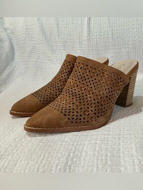 🤎 Dolce Nome Nora Brown Mules 3 1/2 Inch Heel Shoes - Size 6.5 (37)